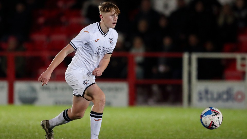 Young Defender Harry Jones Makes Barry Loan Move Swansea
